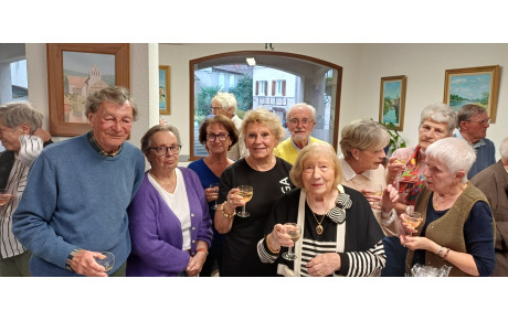 Liliane Thomas fête ses 100 au Club de Beaulieu sur Dordogne